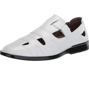 Men’s Aramis Fisherman Sandal size 7 1/2.